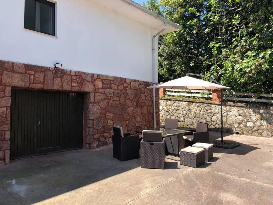 Villa La Casona De La Carbayeda Oviédo Exterior foto